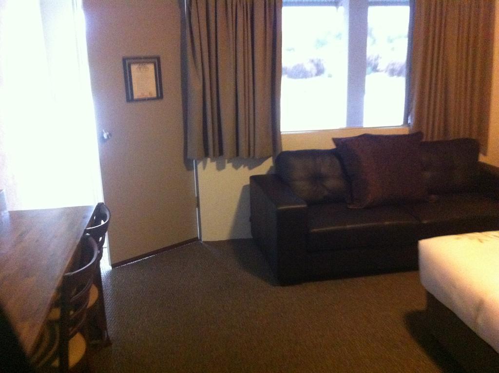 וודונגה Murray Valley Motel מראה חיצוני תמונה
