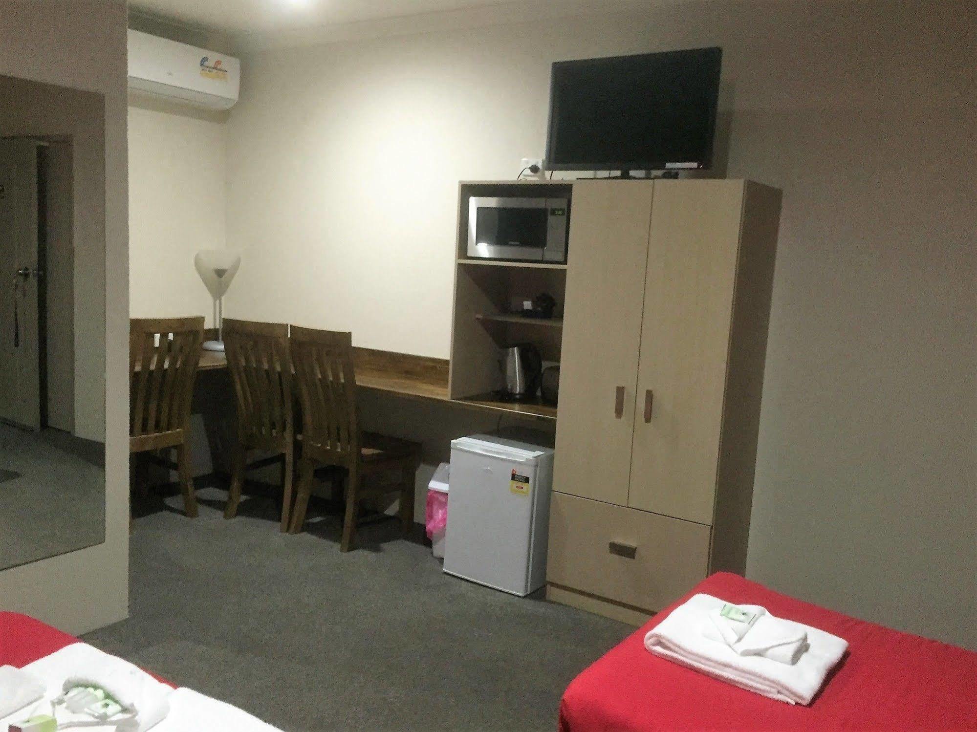 וודונגה Murray Valley Motel מראה חיצוני תמונה