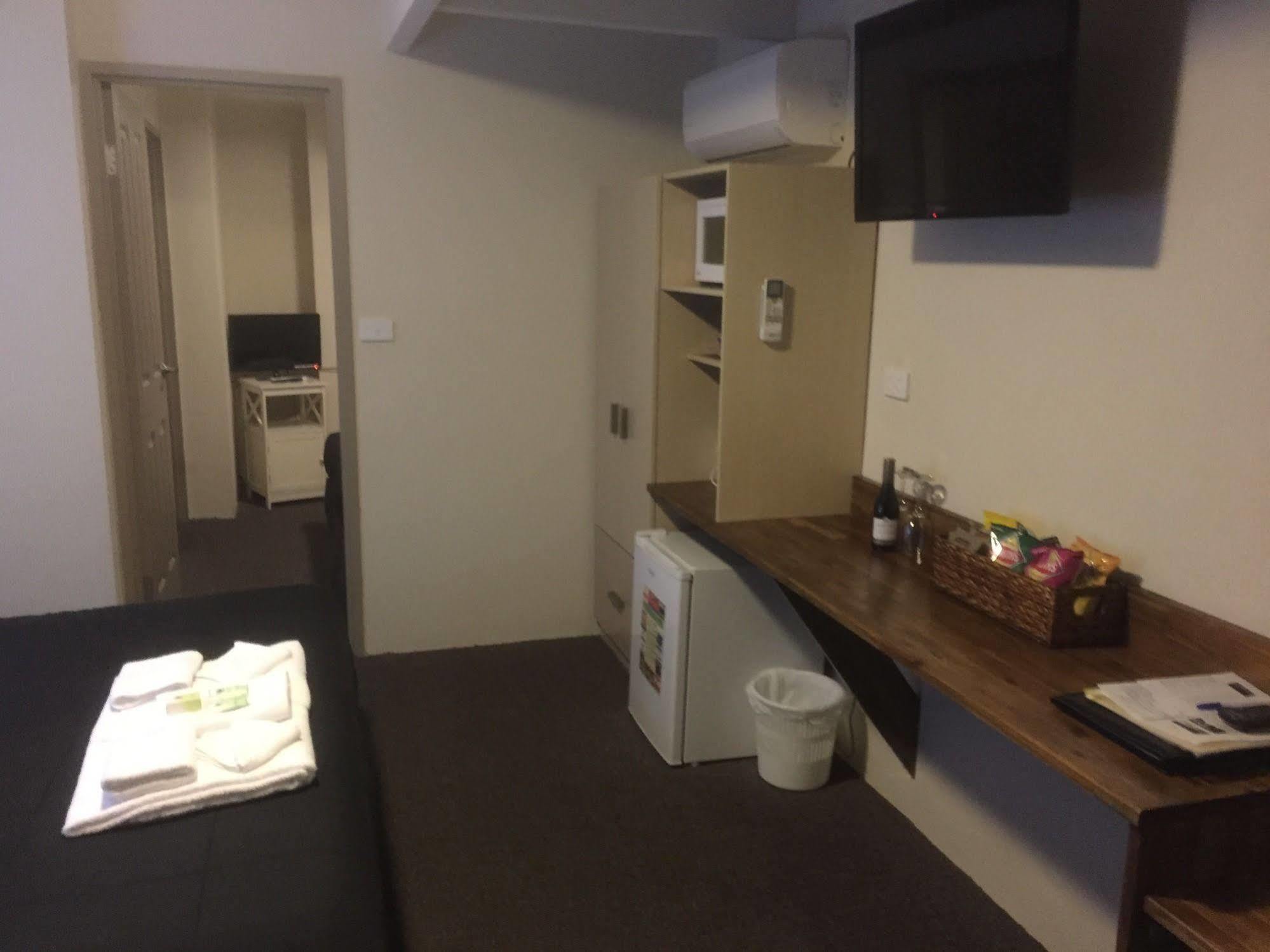 וודונגה Murray Valley Motel מראה חיצוני תמונה